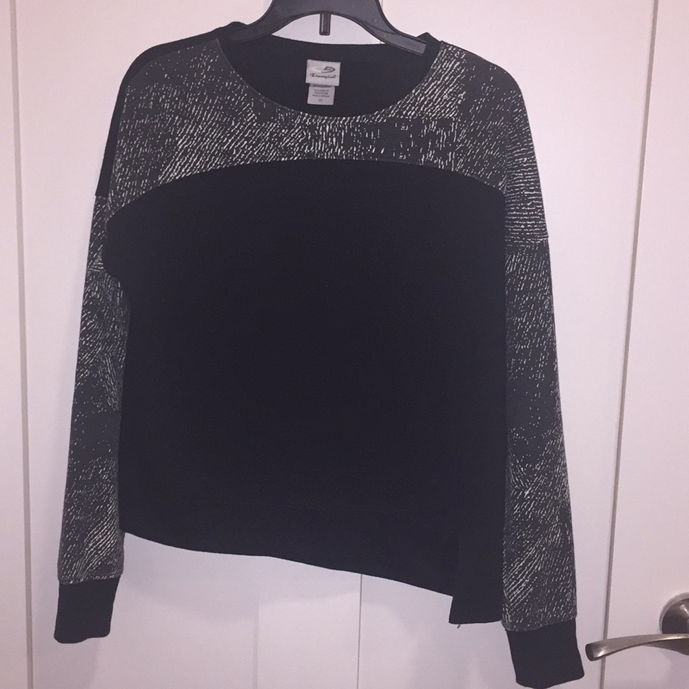 Women’s black top. Champion.